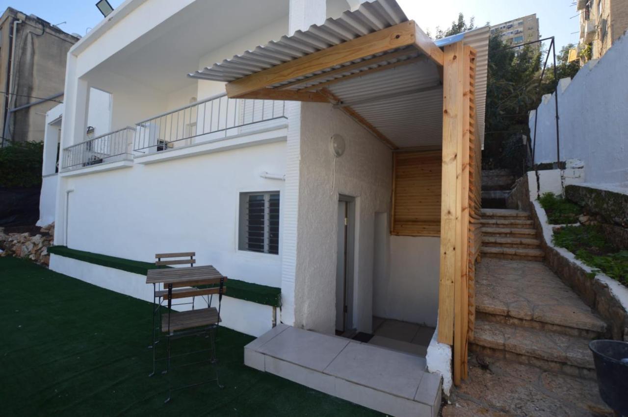 יחידות אירוח נוף המפרץ Apartment Haifa Exterior photo