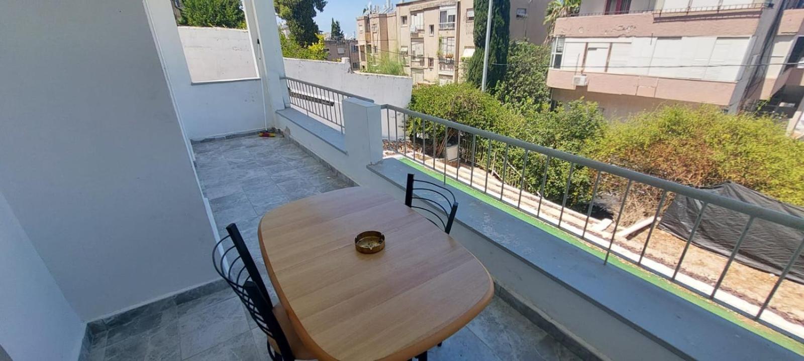 יחידות אירוח נוף המפרץ Apartment Haifa Exterior photo